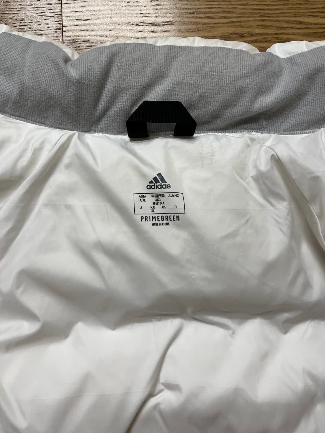 아디다스 슈퍼 퍼피 패딩 상품이미지5