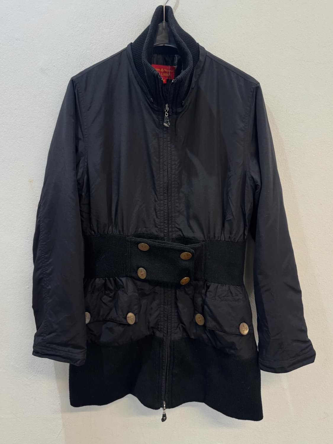 Vivienne Westwood belted black padded  상품이미지1