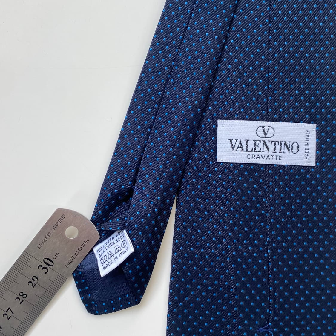 발렌티노(Valentino Garavani) 심플로고 정품 명품넥타이 상품이미지5