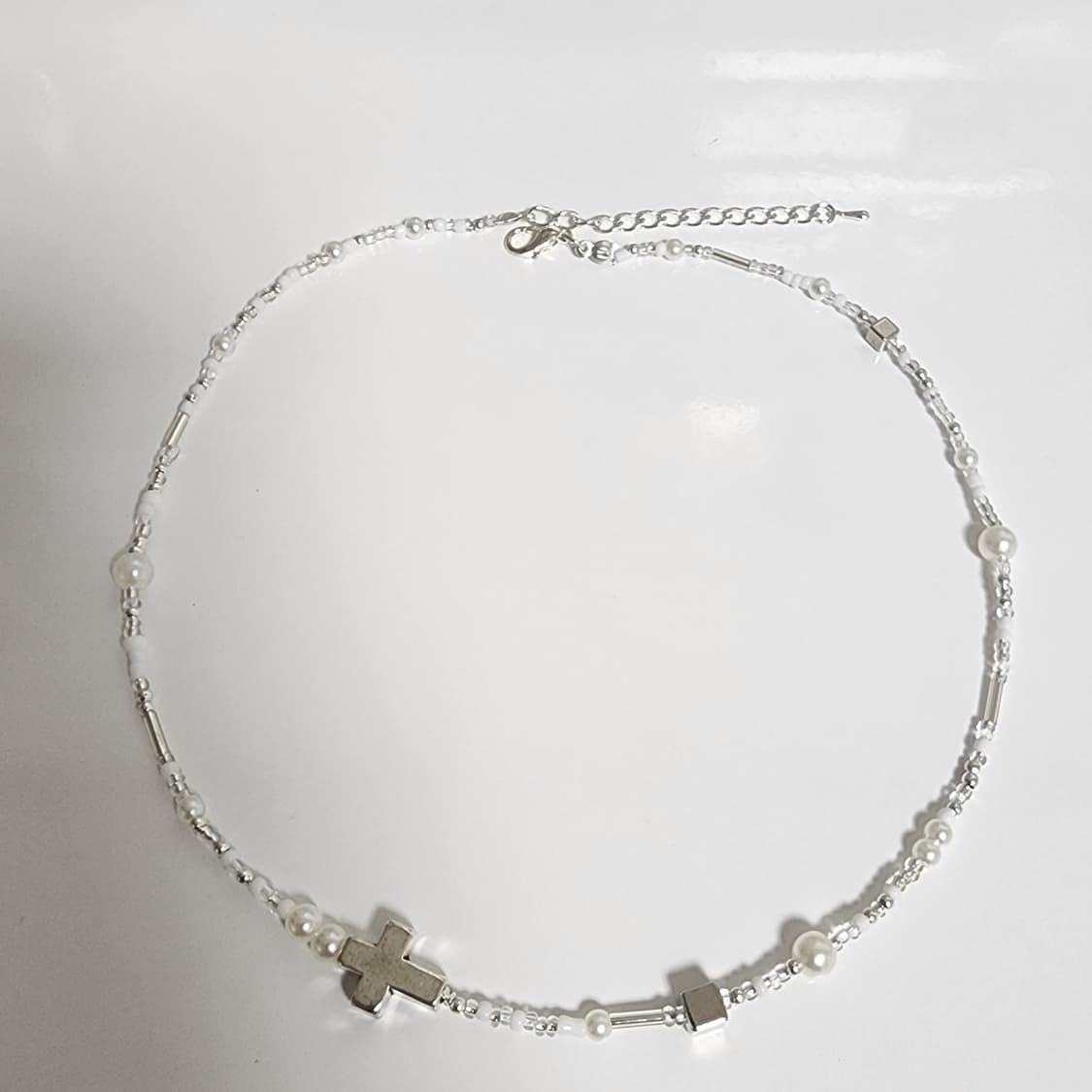 여자 화이트 실버 십자가 목걸이 상품이미지1