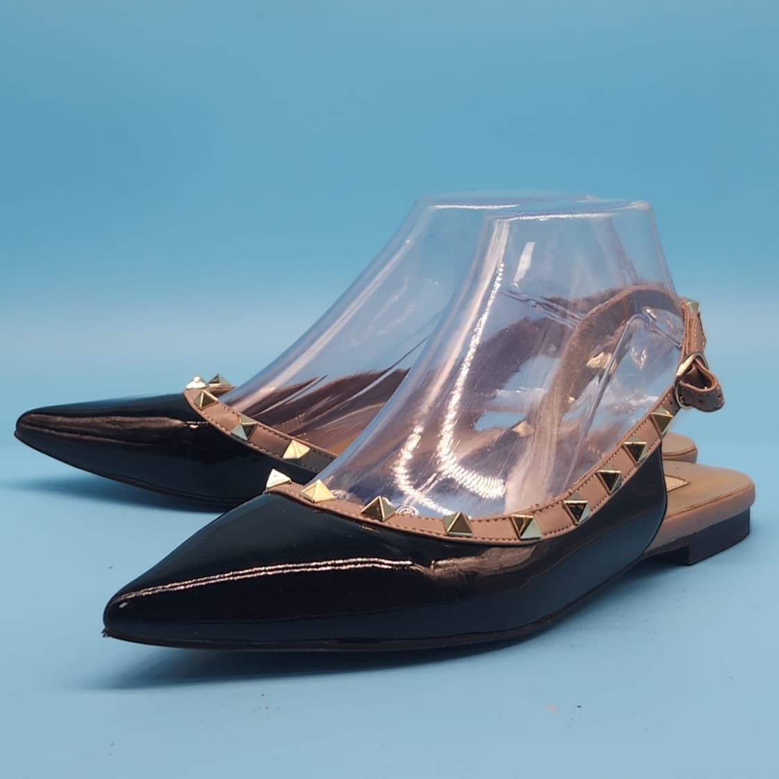 h 발렌티노 락스터드 슬링백 39 250 상품이미지1