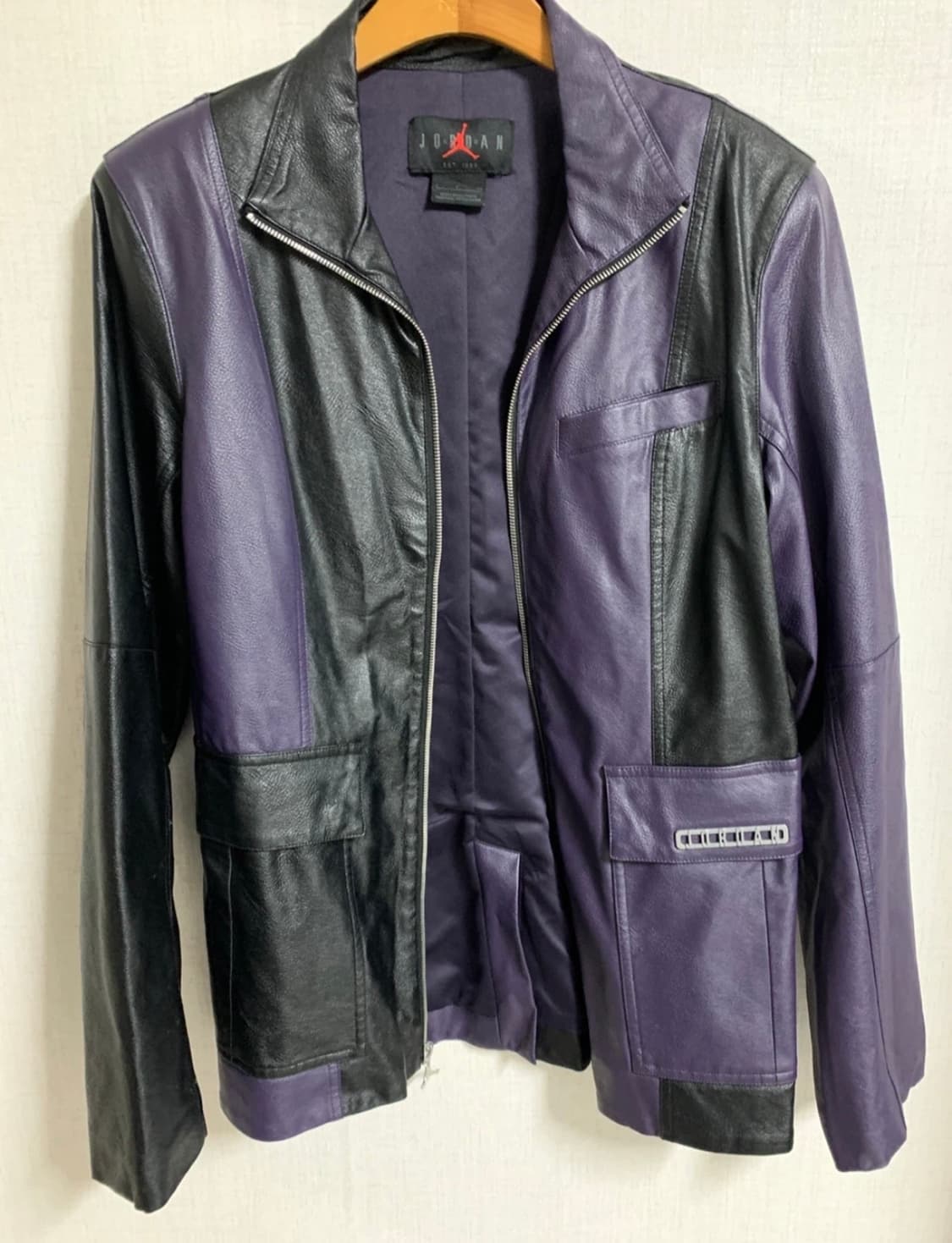 나이키 조던 레더 자켓 판매해요 상품이미지4
