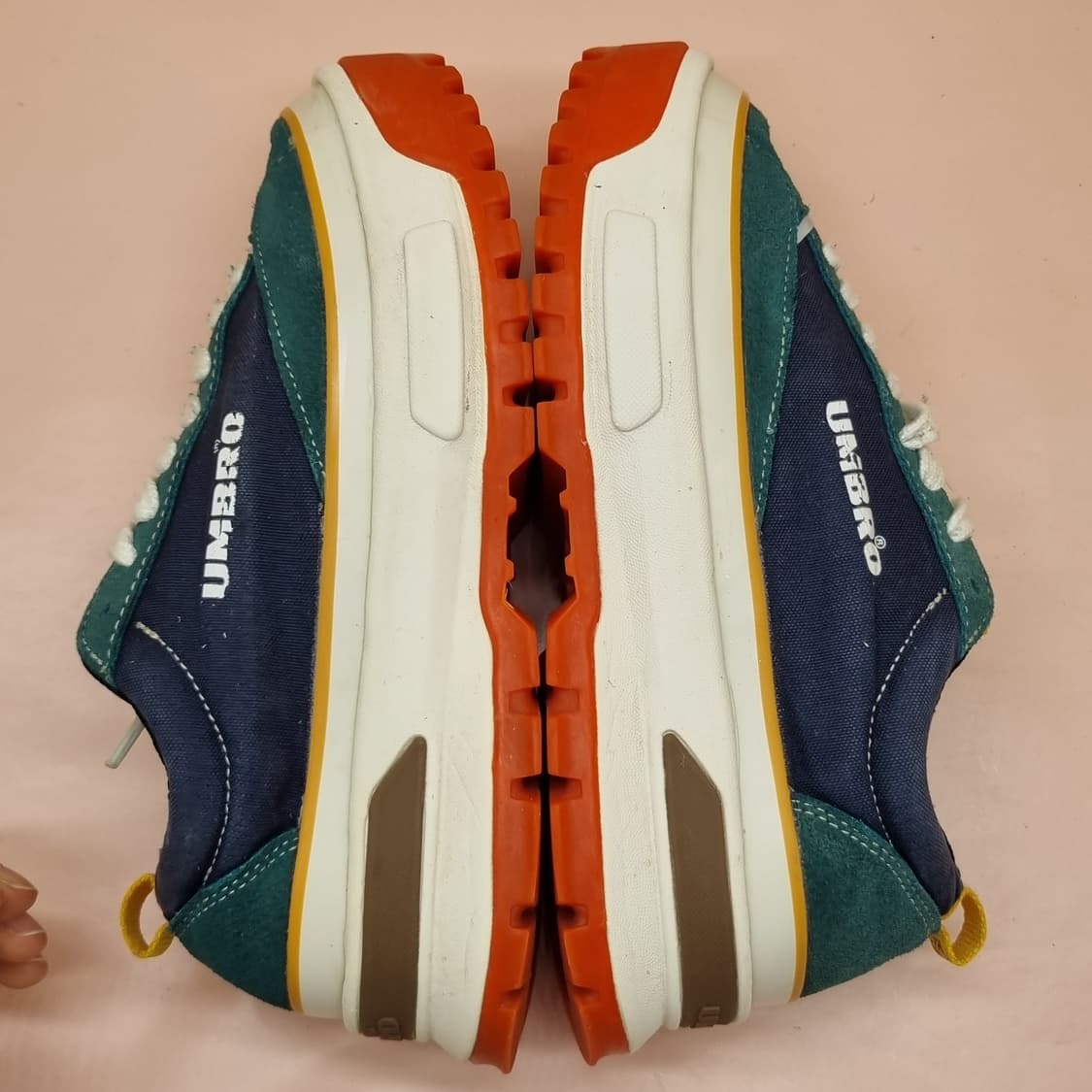 엄브로 로티 운동화250 상품이미지5