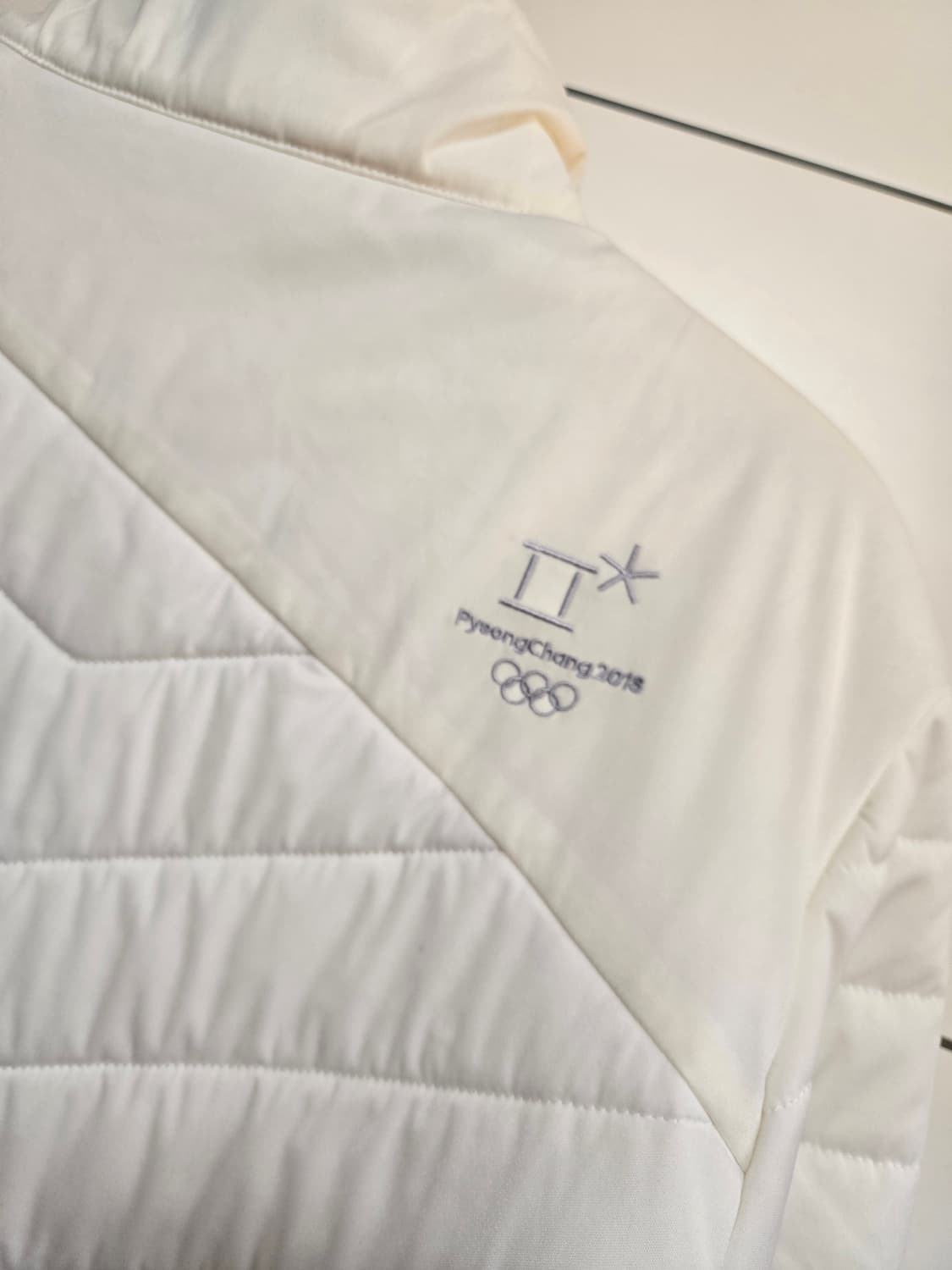 노스페이스 평창 아이보리 경량패딩(105사이즈) 상품이미지5