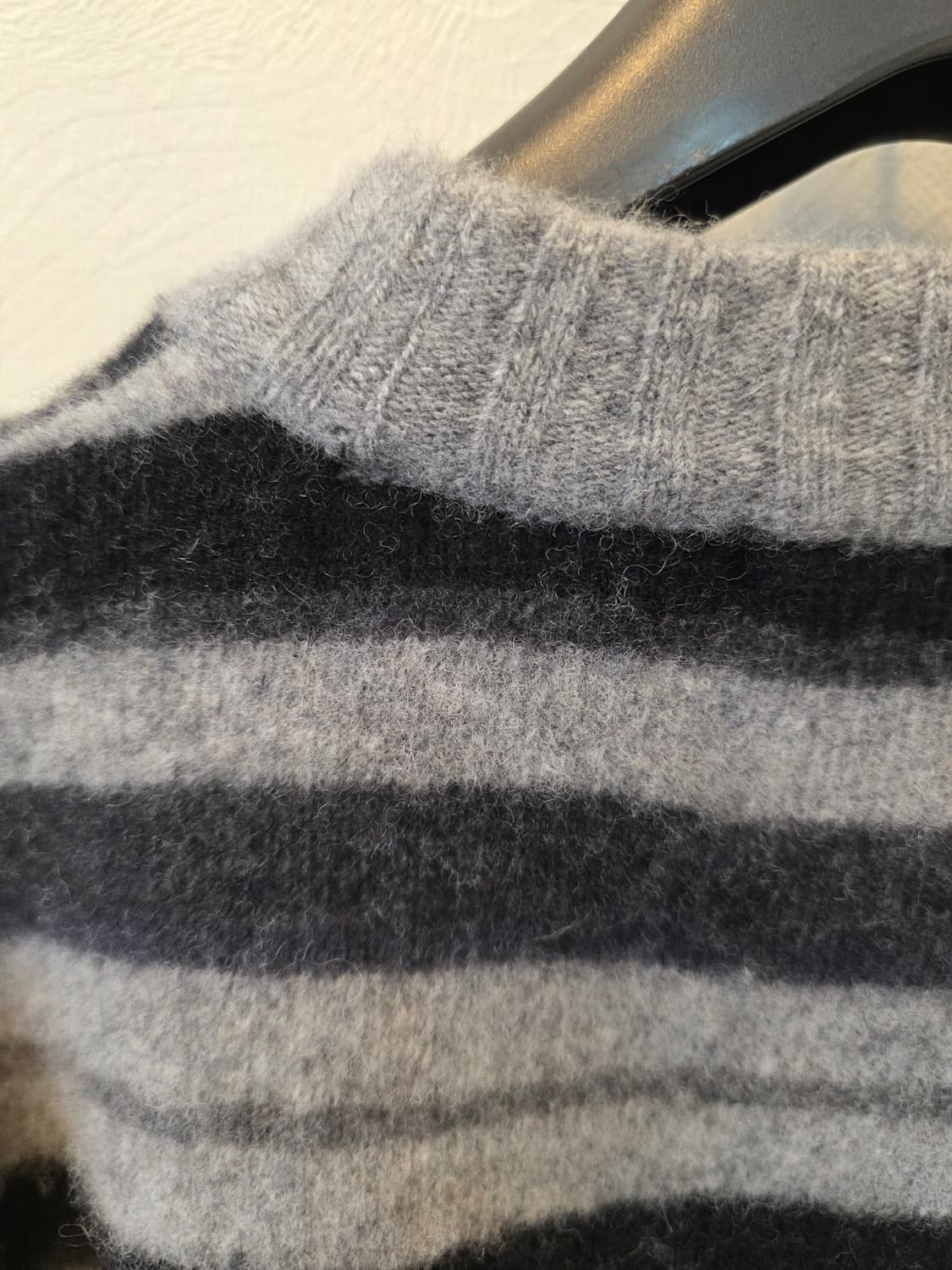 시도  그레이 스트라이프  울 니트 3 상품이미지5