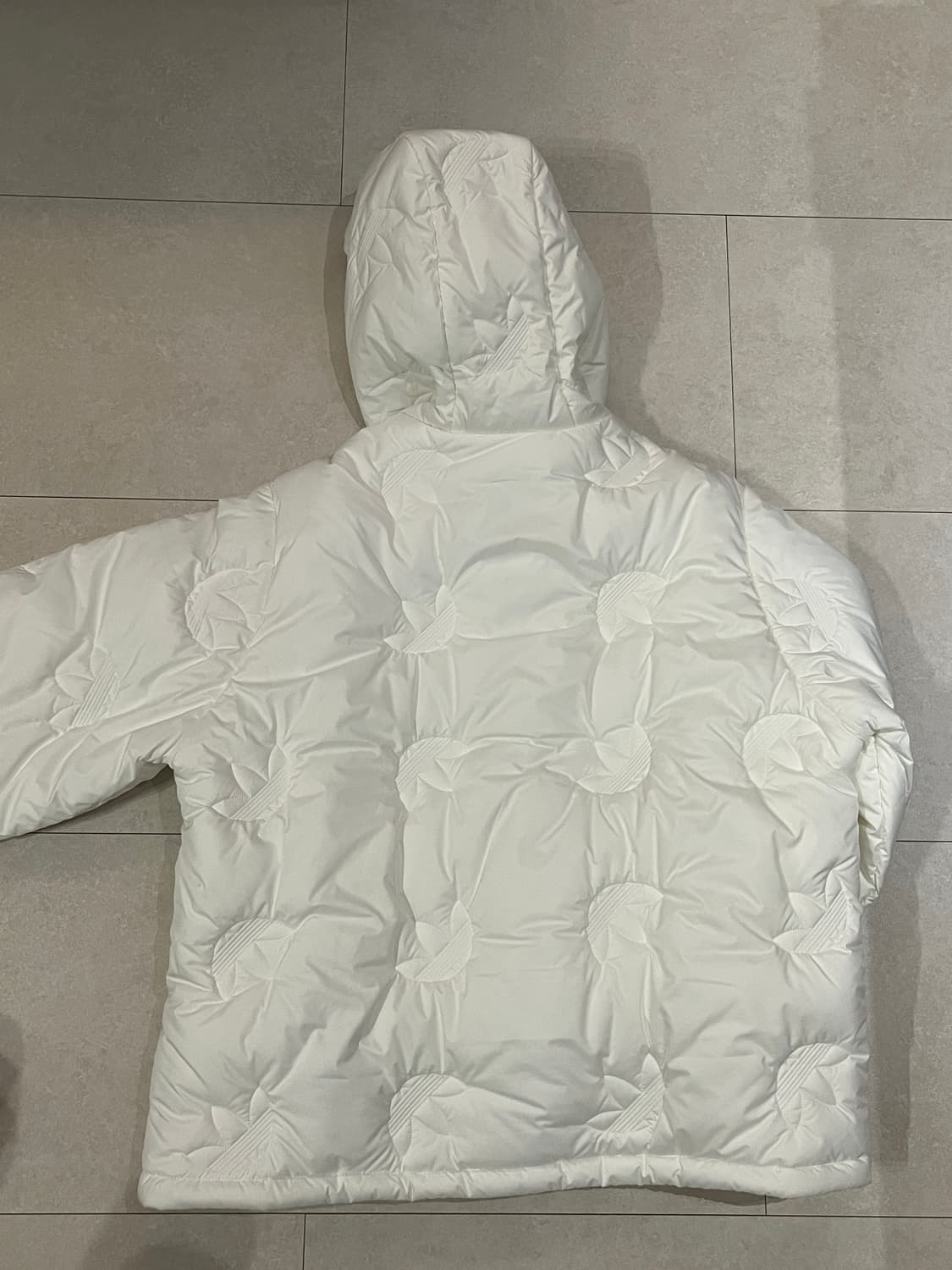 아디다스 트레포일 후드 패딩 상품이미지2