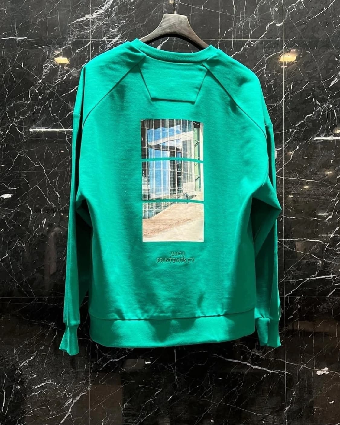 준지 애플그린 엠브로이더리 맨투맨 상품이미지1