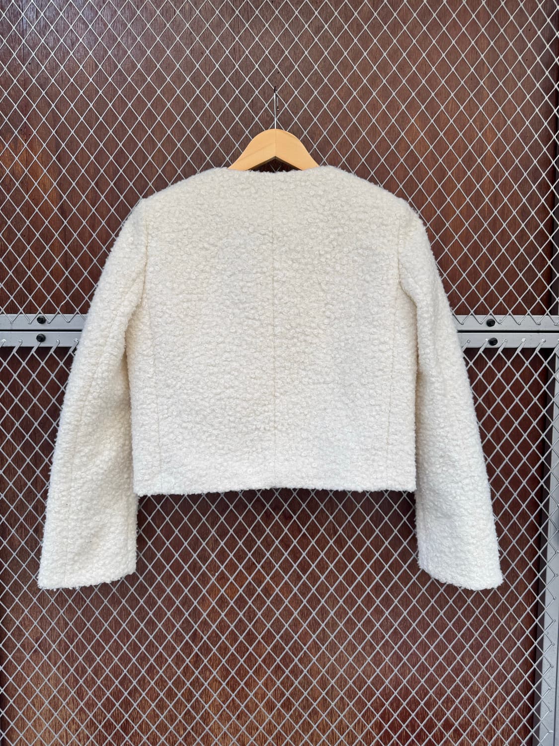잇미샤 아이보리 부클레 크롭 노카라 트위드 자켓 S 상품이미지5