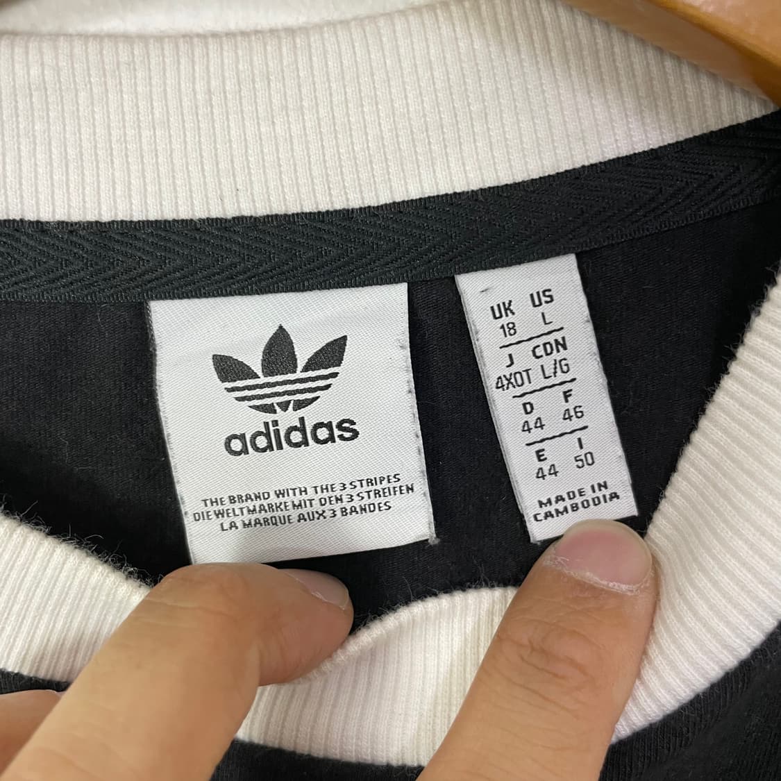 아디다스 삼선 긴팔 티셔츠 블랙 상품이미지5