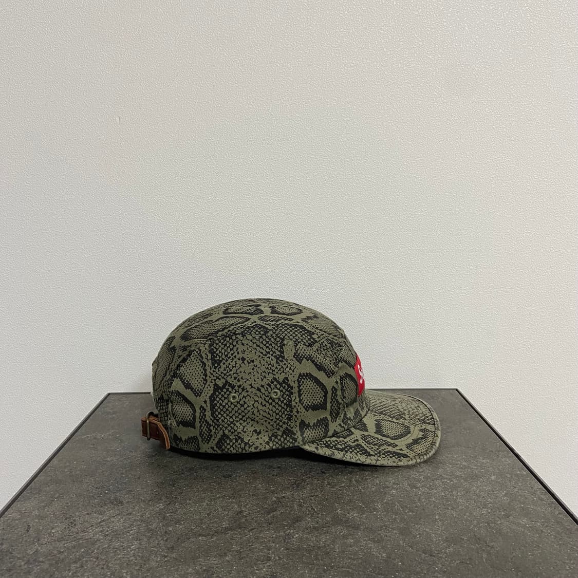 슈프림 캠프캡 모자 24SS 스네이크 레드 박스로고 캡 상품이미지3