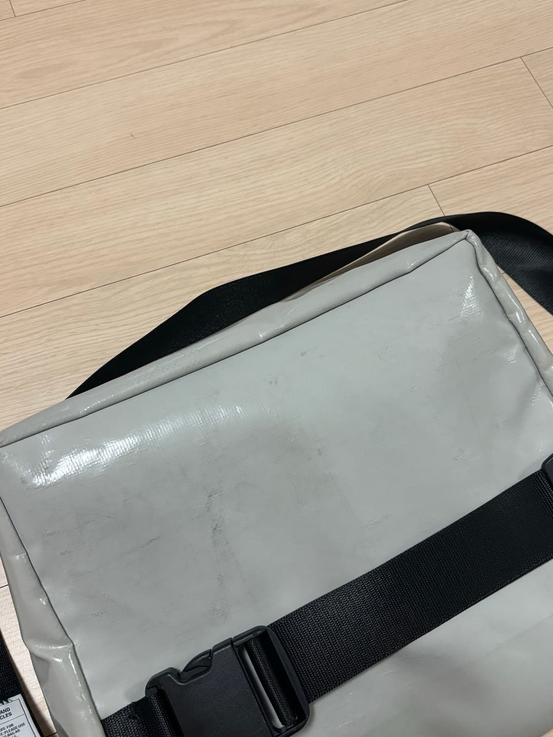 프라이탁 덱스터 회색 판매합니다 상품이미지7