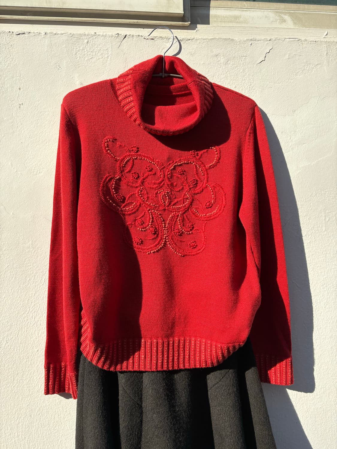 ✨Vintage Ruby Embroidered Turtleneck Kni 상품이미지5