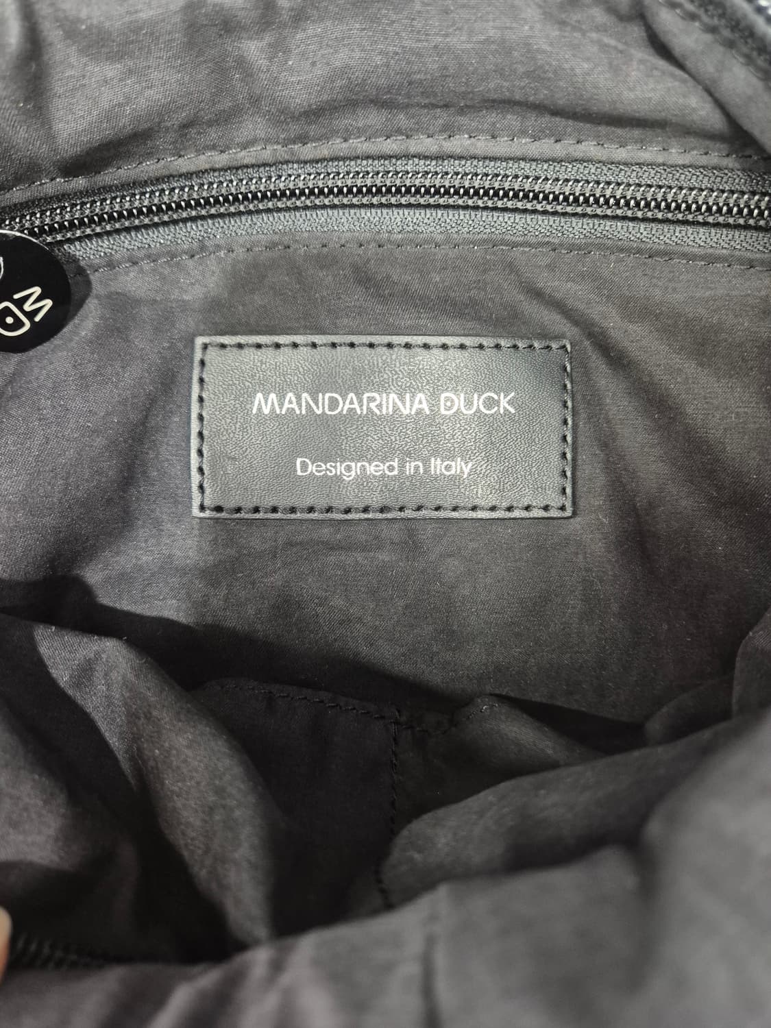 만다리나덕 브랜드의그레이 슬링백 상품이미지3