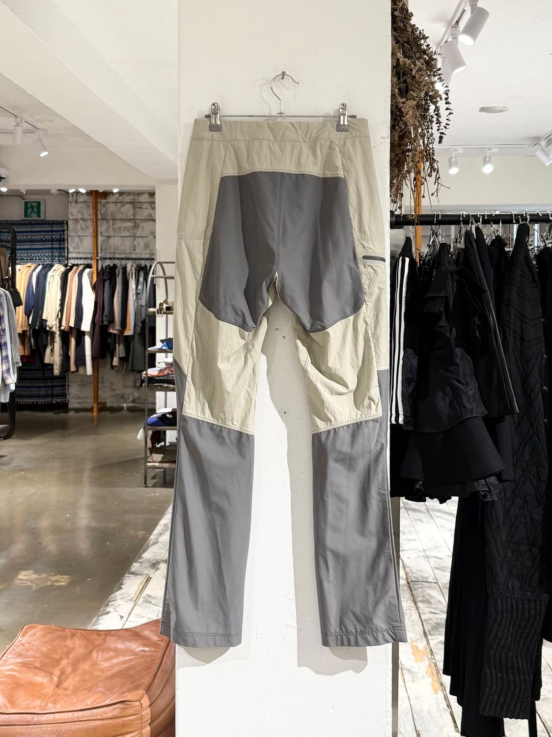 아크테릭스 베이지 그레이 감마 SL 하이브리드 팬츠 상품이미지4