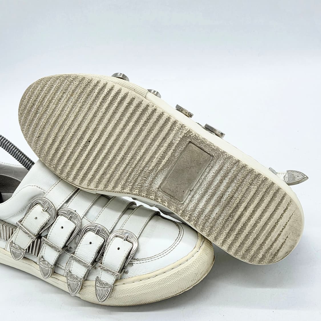  Toga pulla 토가 우먼스 벨크로 로우탑 스니커즈 (38)   상품이미지3