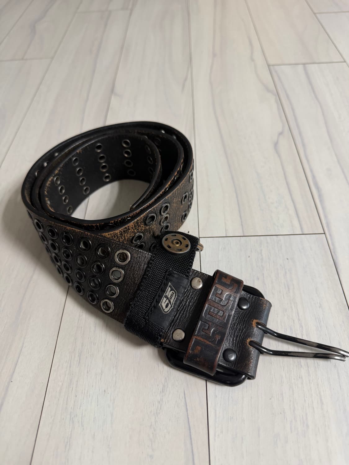 [OS] 디젤 빈티지 더블 아일렛 벨트 상품이미지3