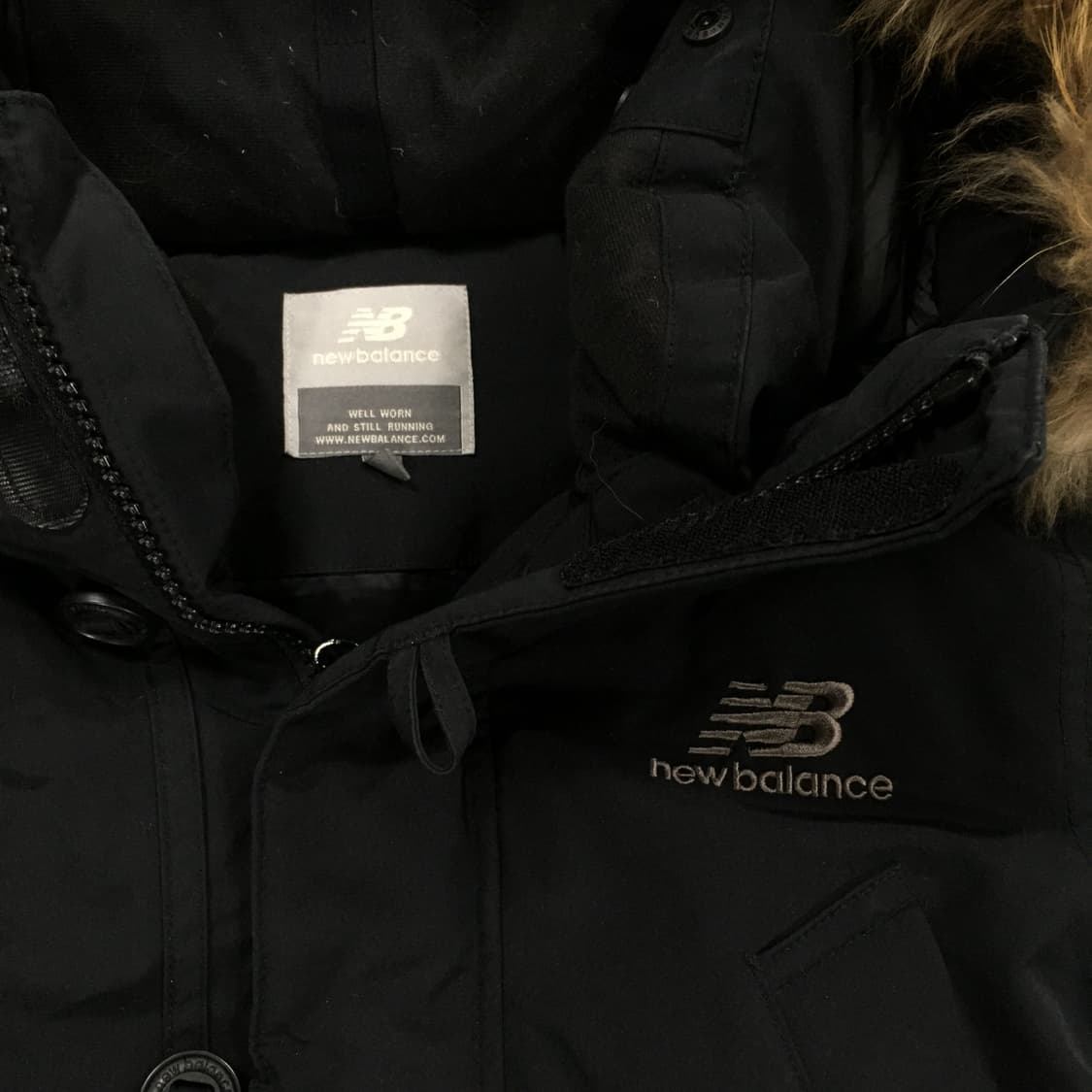 투티/0170 뉴발란스 라쿤 퍼후드 구스 패딩 상품이미지5