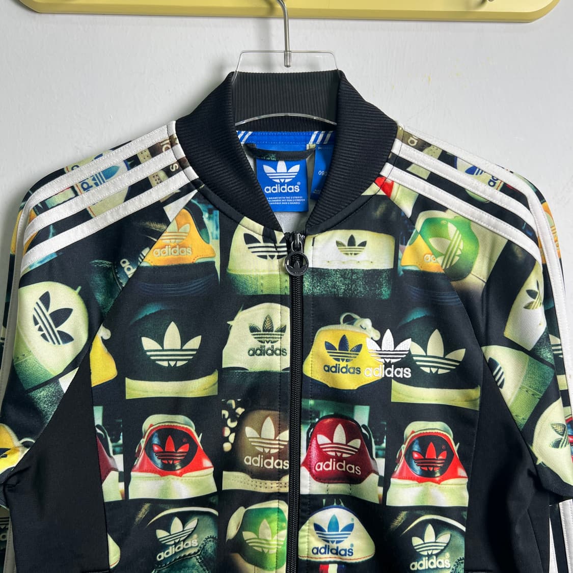 아디다스 한정판 AOP 트랙탑 져지 90 상품이미지4