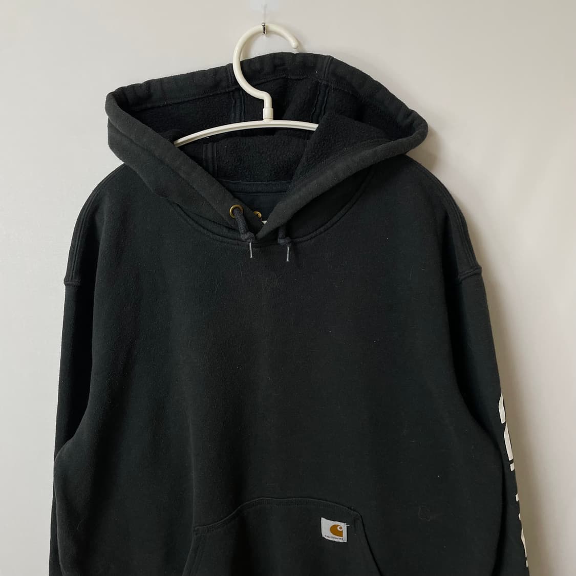 [ M ] 칼하트 WIP 로고 와펜 후드티  상품이미지2