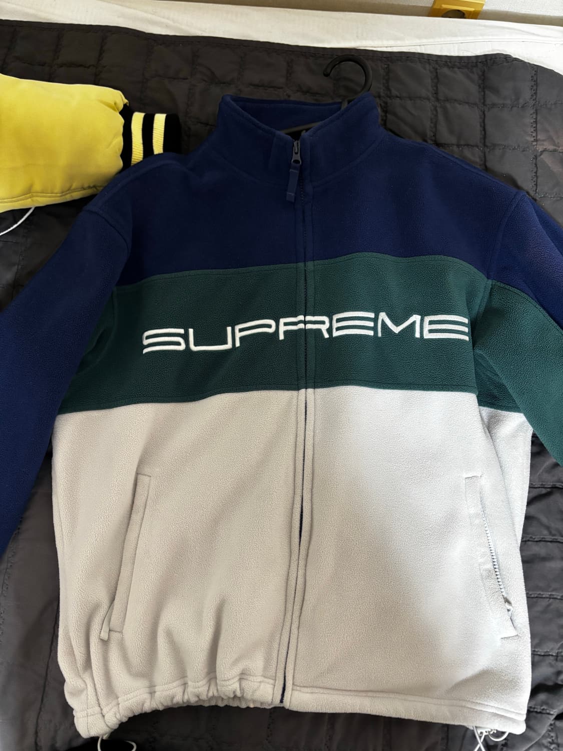 슈프림 폴라텍 집업 L 상품이미지1