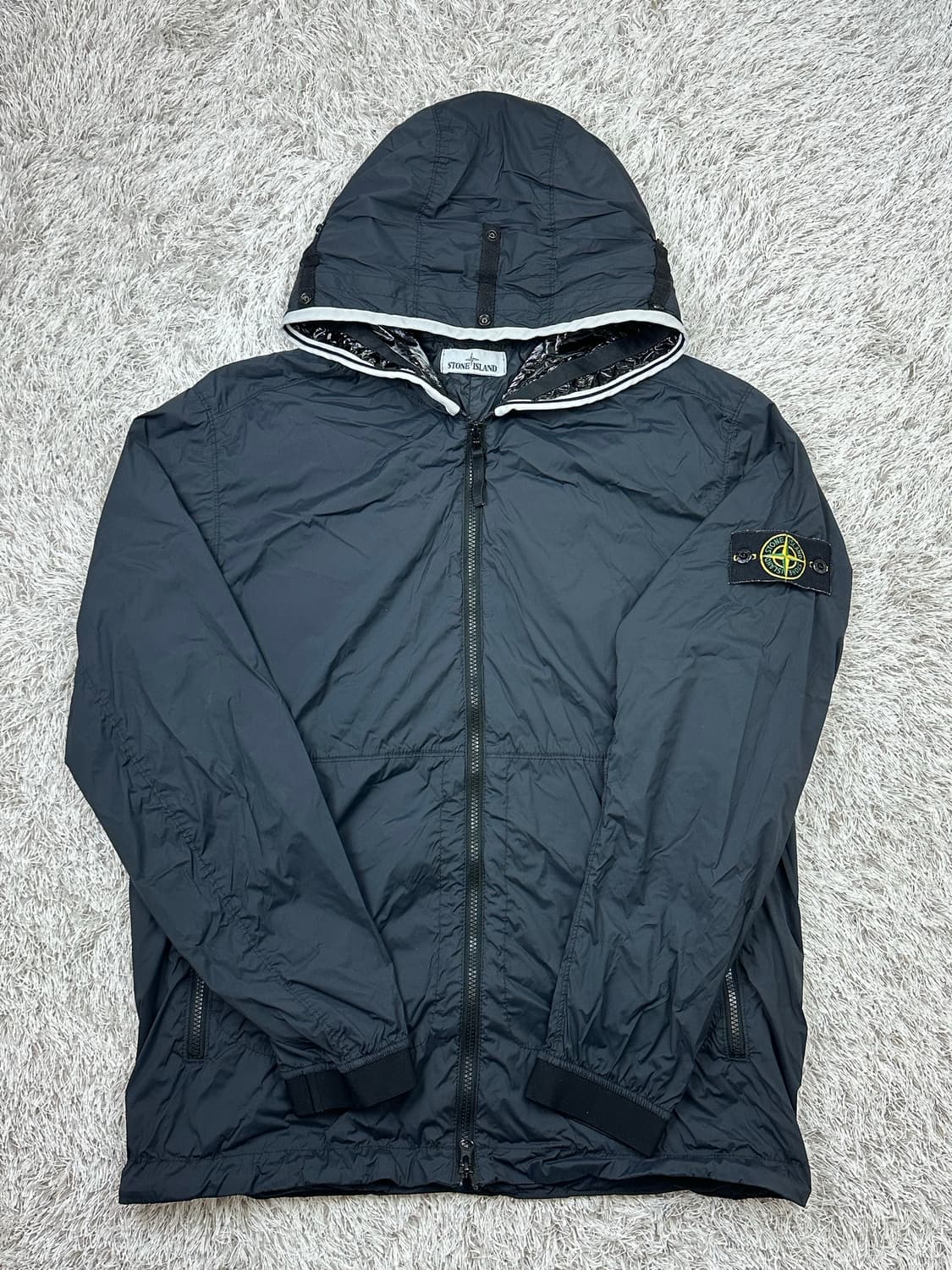 [L] 정품 스톤아일랜드 22SS 스킨터치 나일론 TC 후드 바람막이 상품이미지2