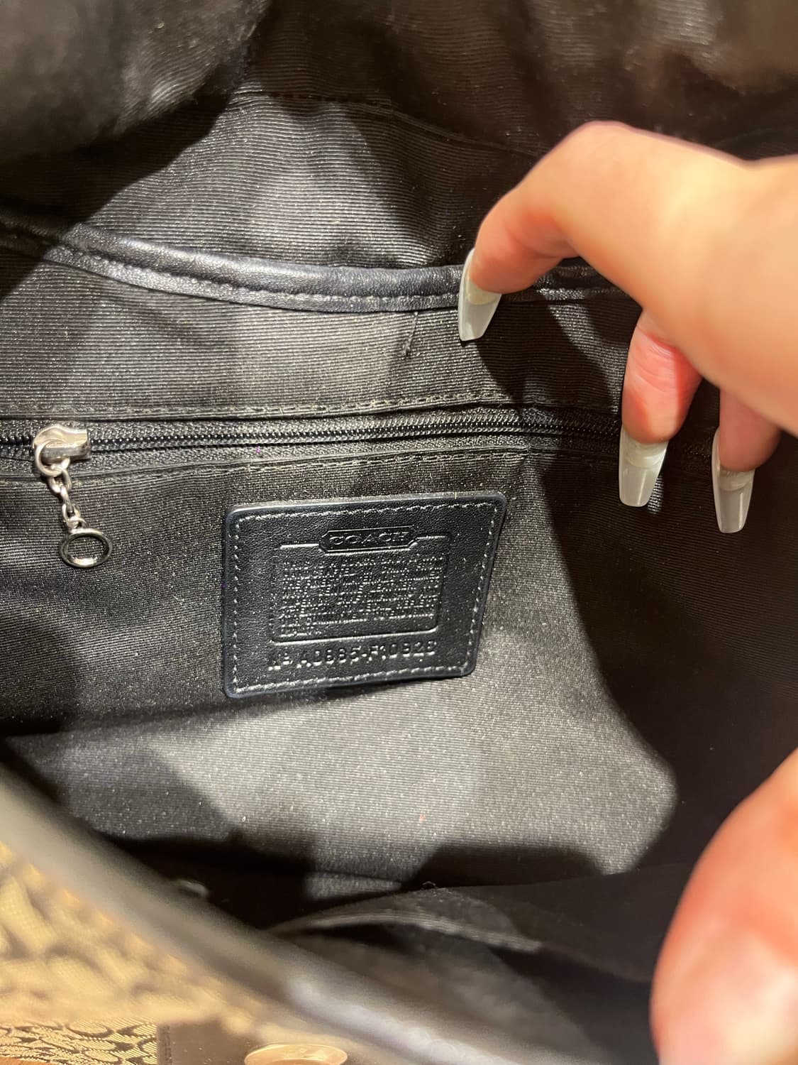 Coach Black Basic Bag 상품이미지10