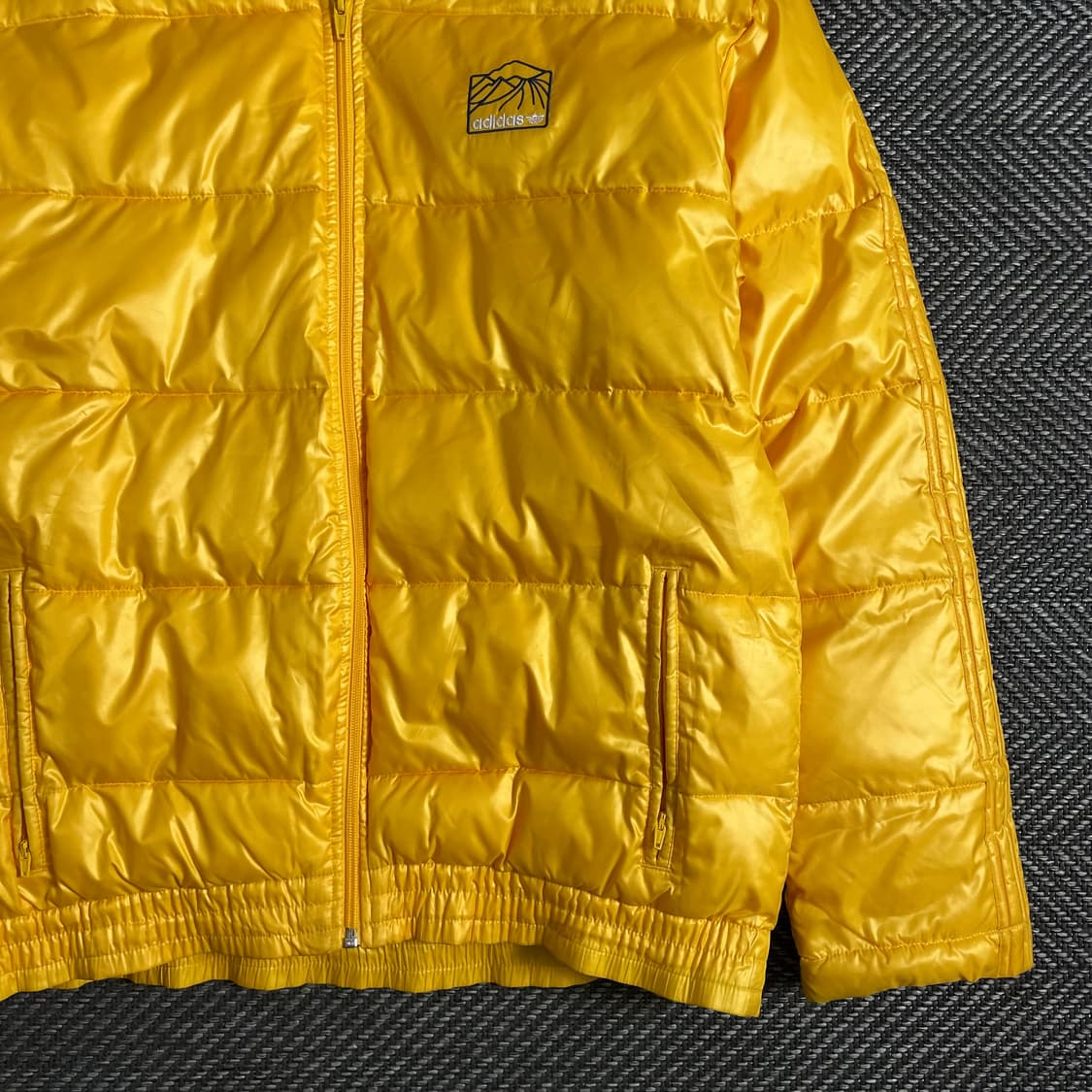 00s 아디다스 올드스쿨 유광 경량 패딩 o 3067 상품이미지2
