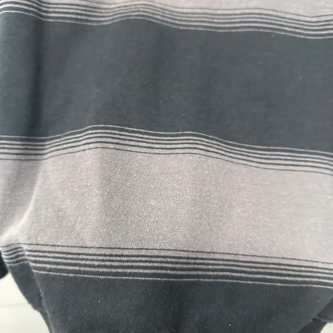 디스이즈네버댓 스트라이프 맨투맨 상품이미지7