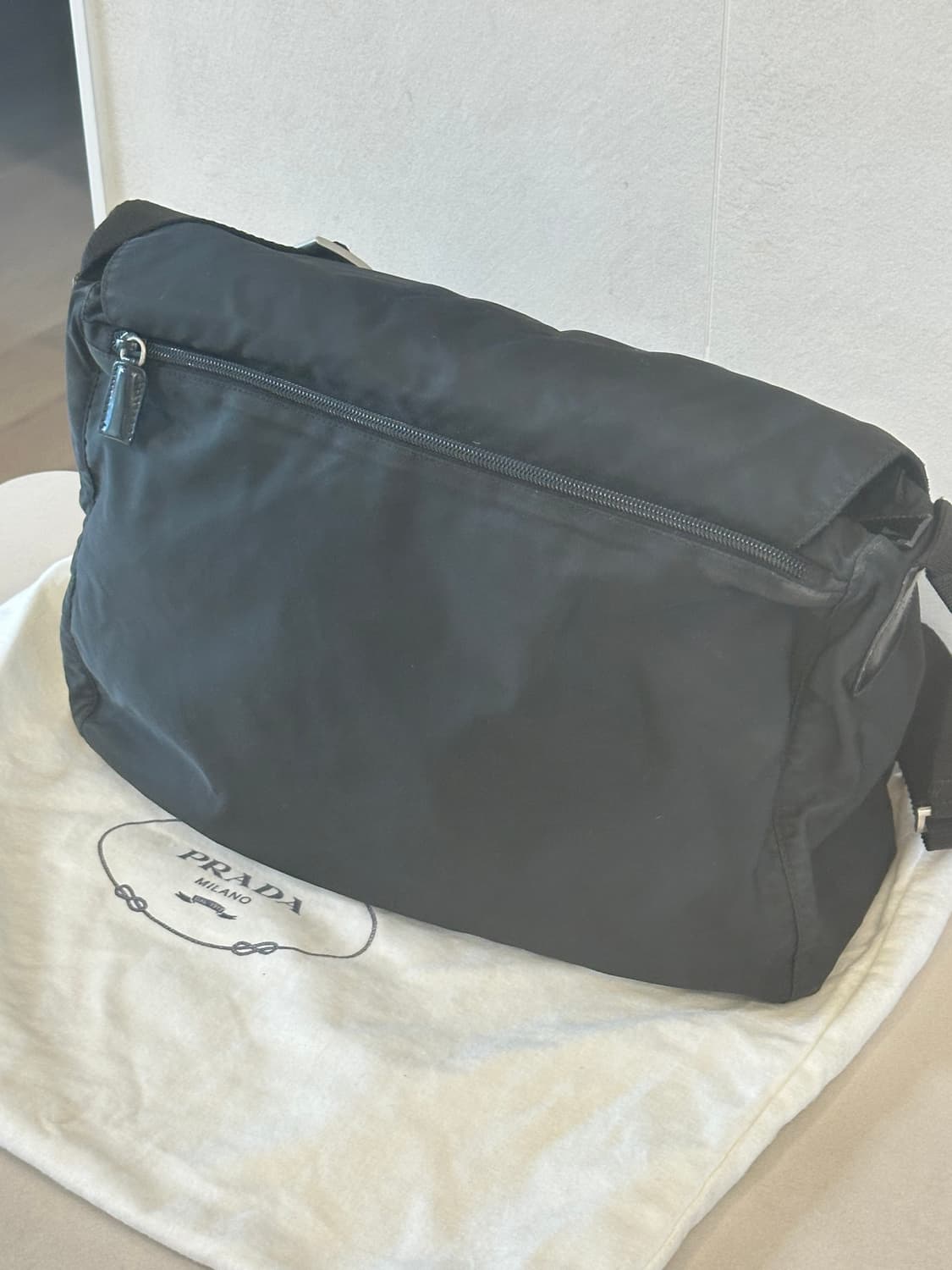정품 프라다 포코노 나일론 투포켓 메신저백 크로스백 상품이미지9