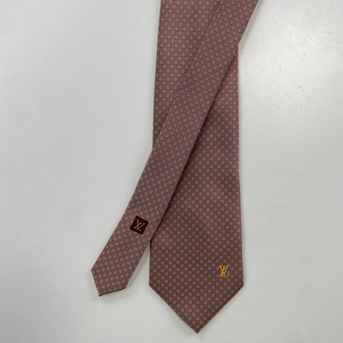 루이비통 (LOUIS VUITTON) 명품 정품 심플로고 넥타이 상품이미지1