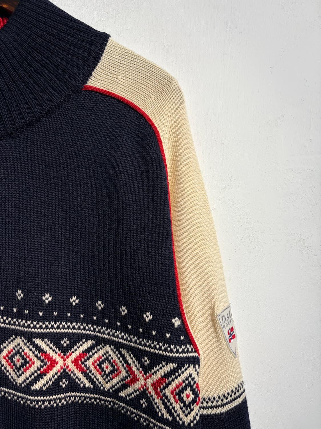 [m] Dale of norway 데일오브노르웨이 울 100% 반집업니트 상품이미지4