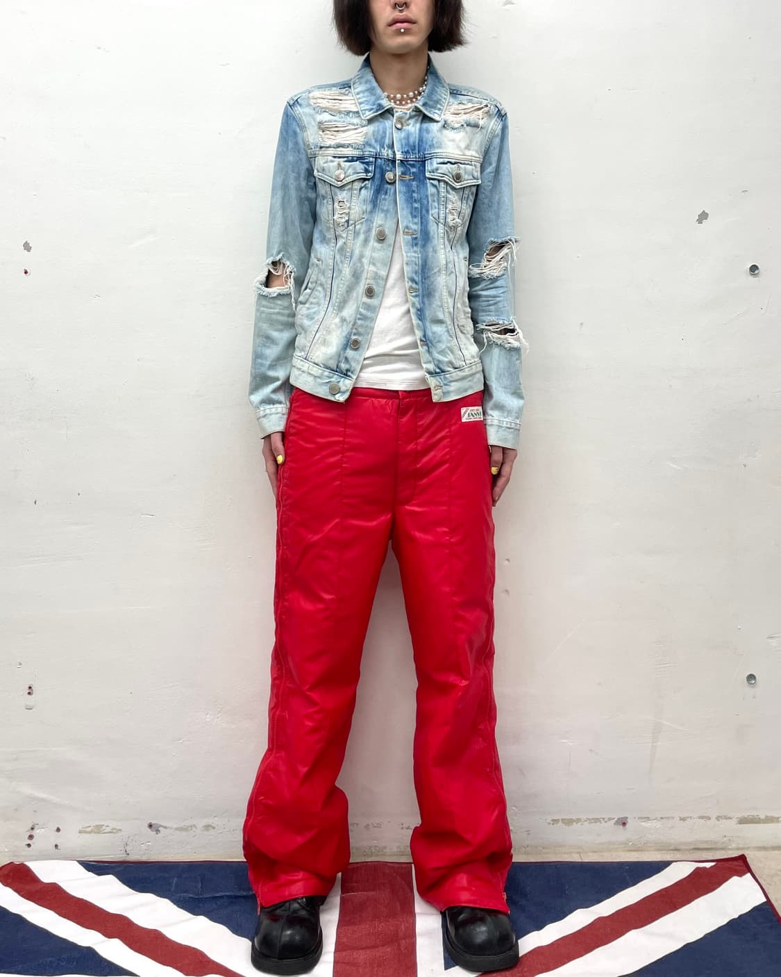  Distressed washed denim jacket 상품이미지5