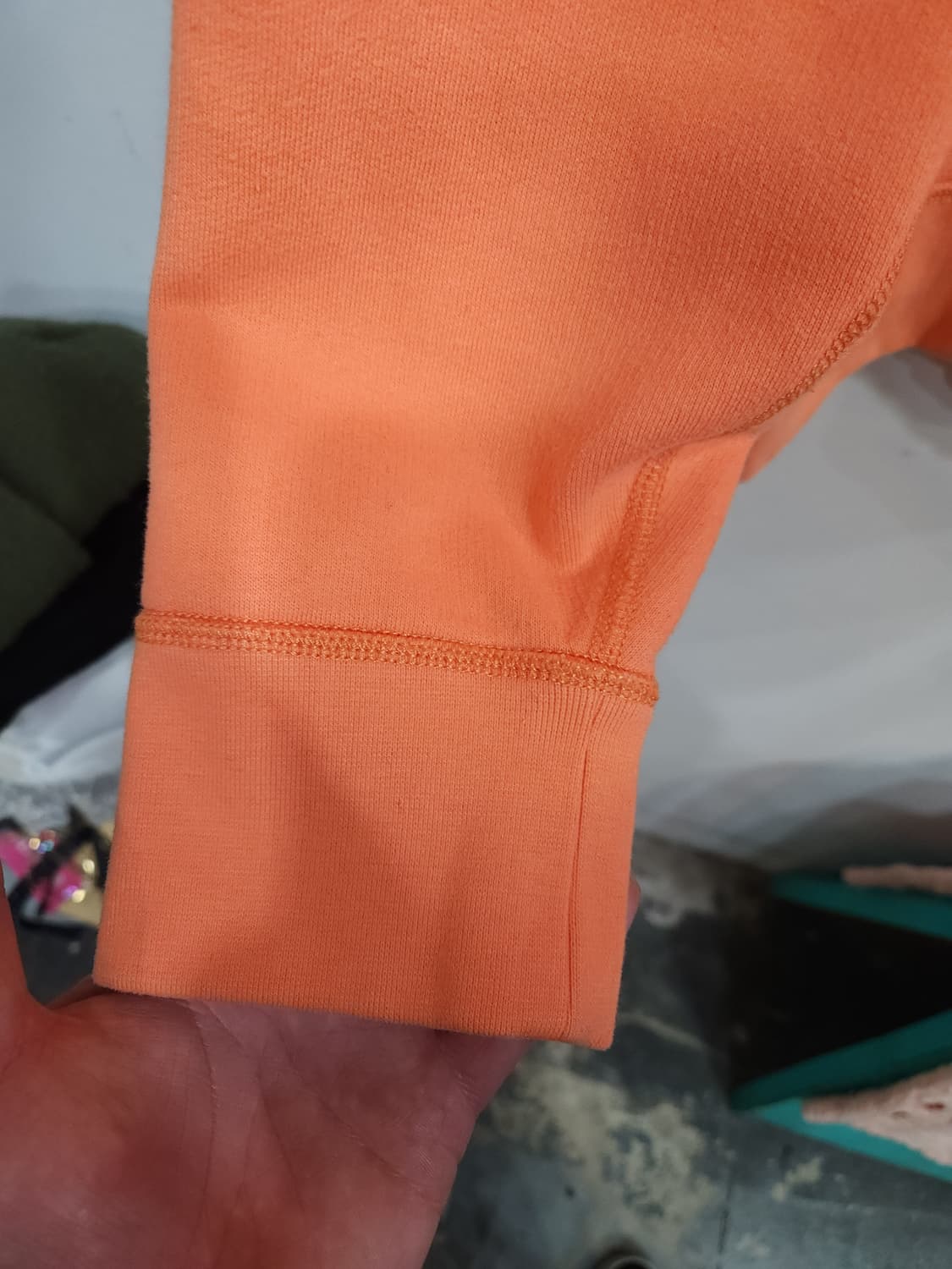 폴로 랄프로렌 피치 기모 맨투맨

 상품이미지5