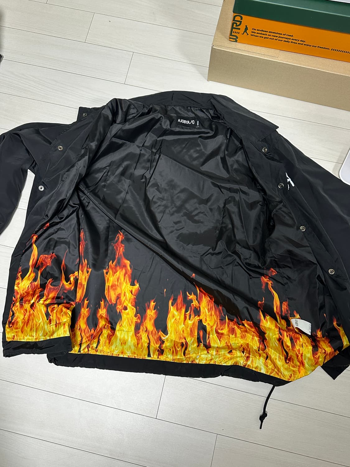 아조바이아조 코치자켓 상품이미지1