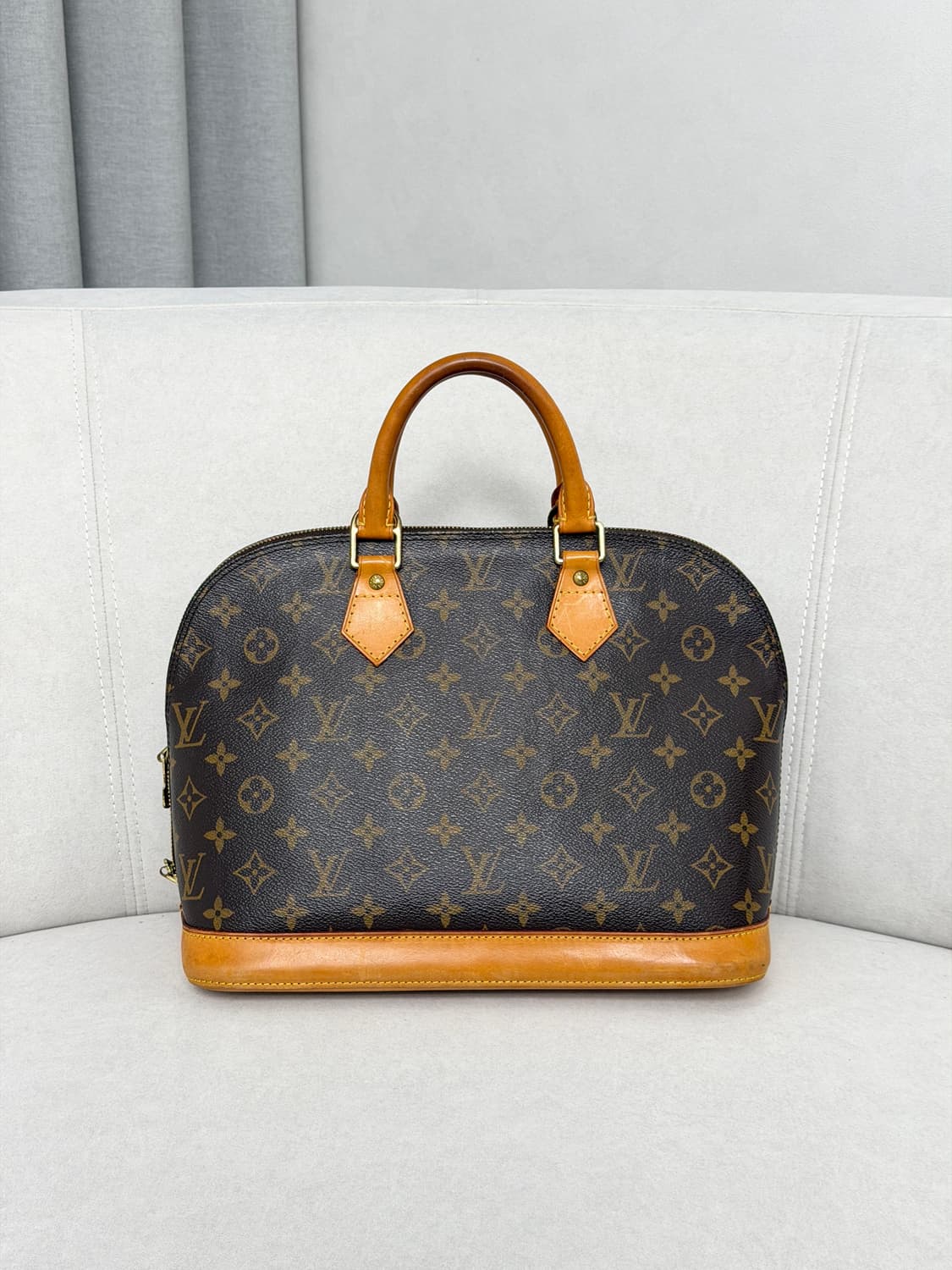 루이비통 모노그램 알마 토트백 상품이미지3