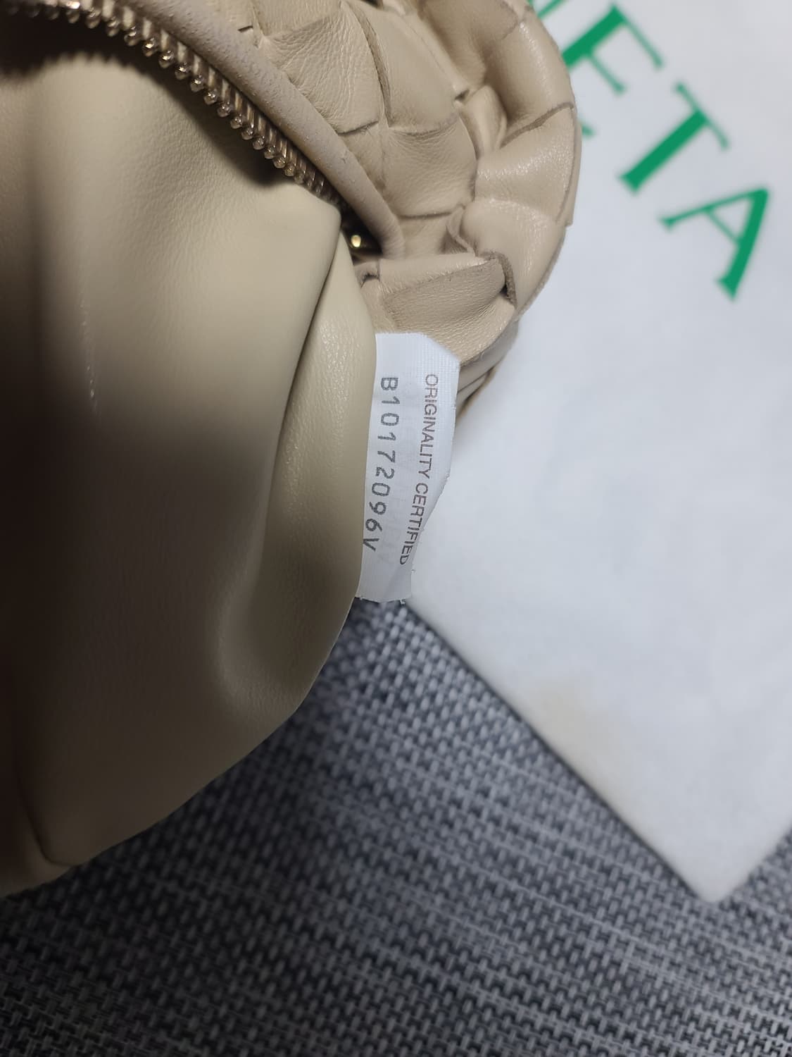 보테가베네타 조디백 미니 포리지 상품이미지5