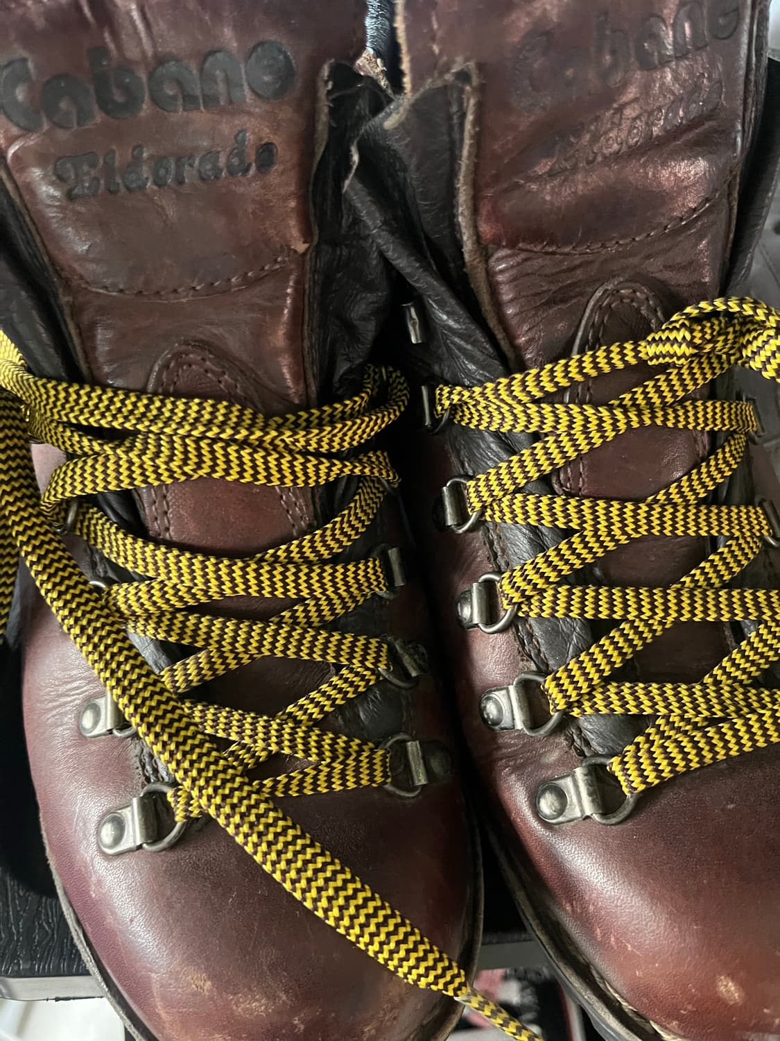 cabane 265 하이킹부츠 팝니다 상품이미지2