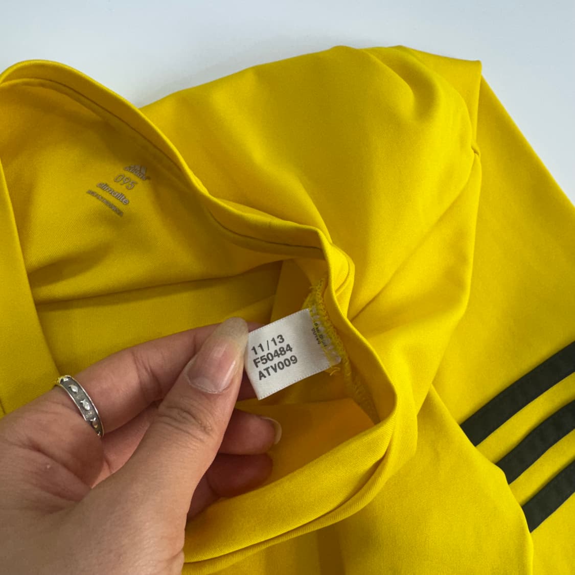 Adidas 아디다스 삼각로고 옐로우 반팔  상품이미지7