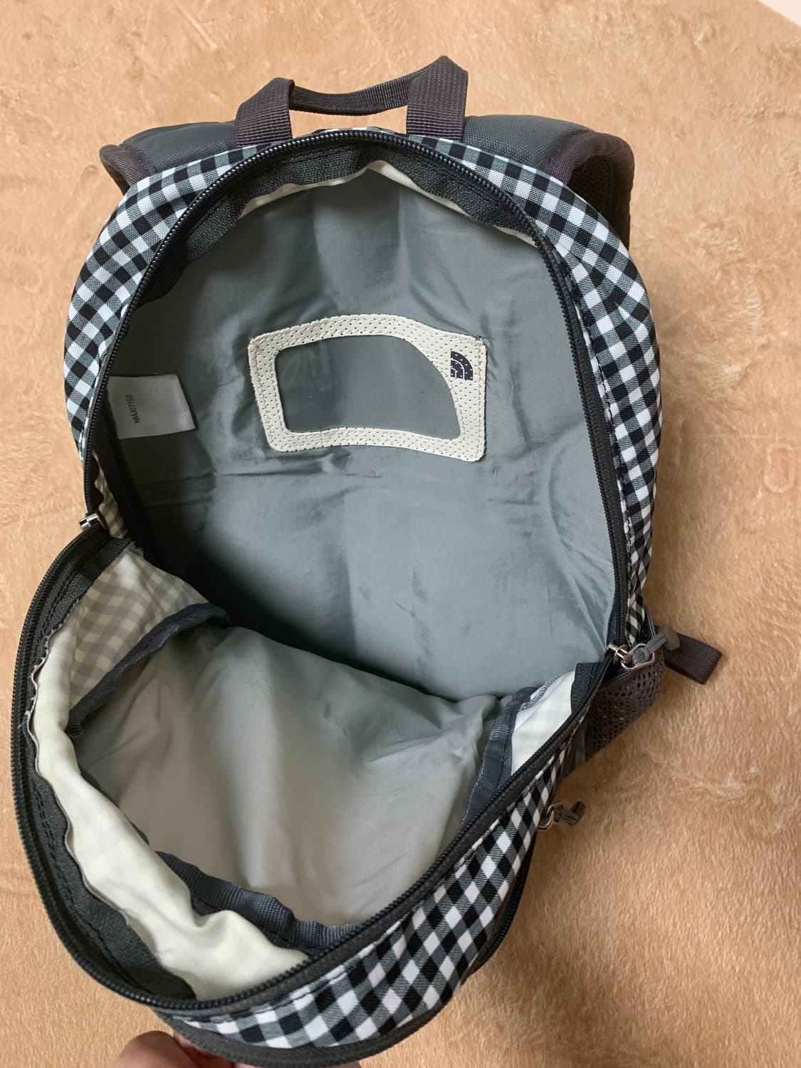 The north face 노스페이스 체크백팩  상품이미지4