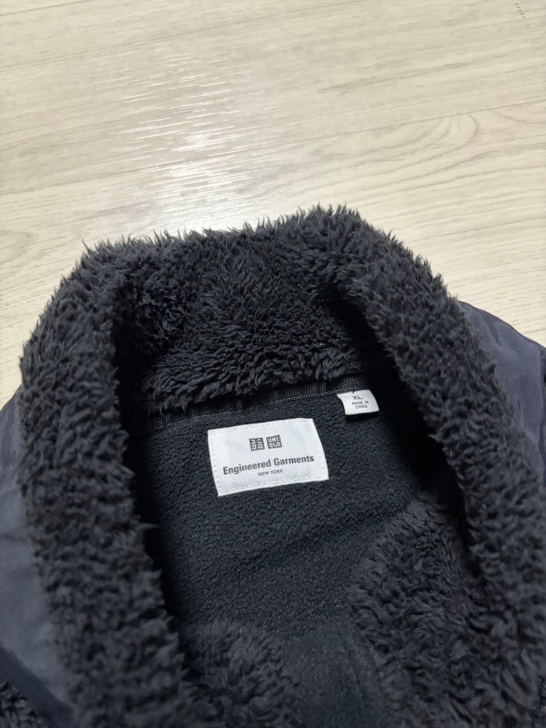유니클로x엔지니어드 가먼츠 플리스 자켓 블랙 XL사이즈 판매 상품이미지2
