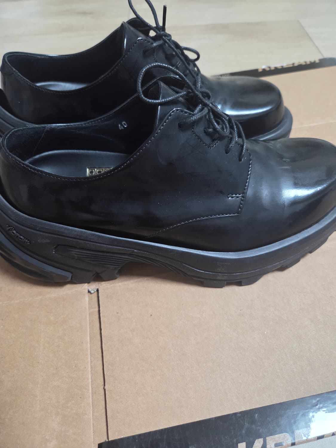 알릭스 더비 상품이미지1