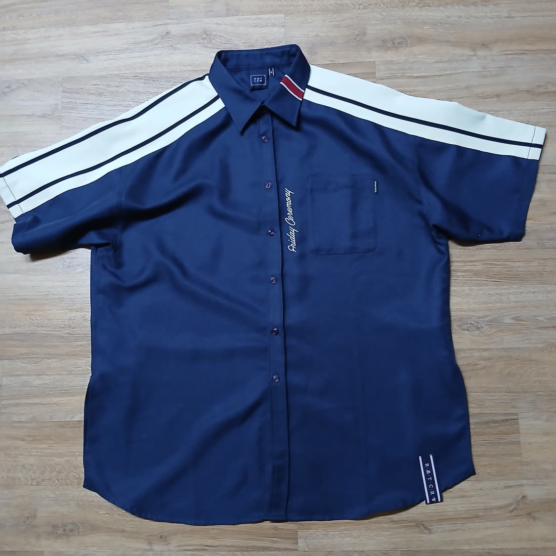 택붙은 미사용 로맨틱크라운 반팔 셔츠 남방 남녀공용 상품이미지4