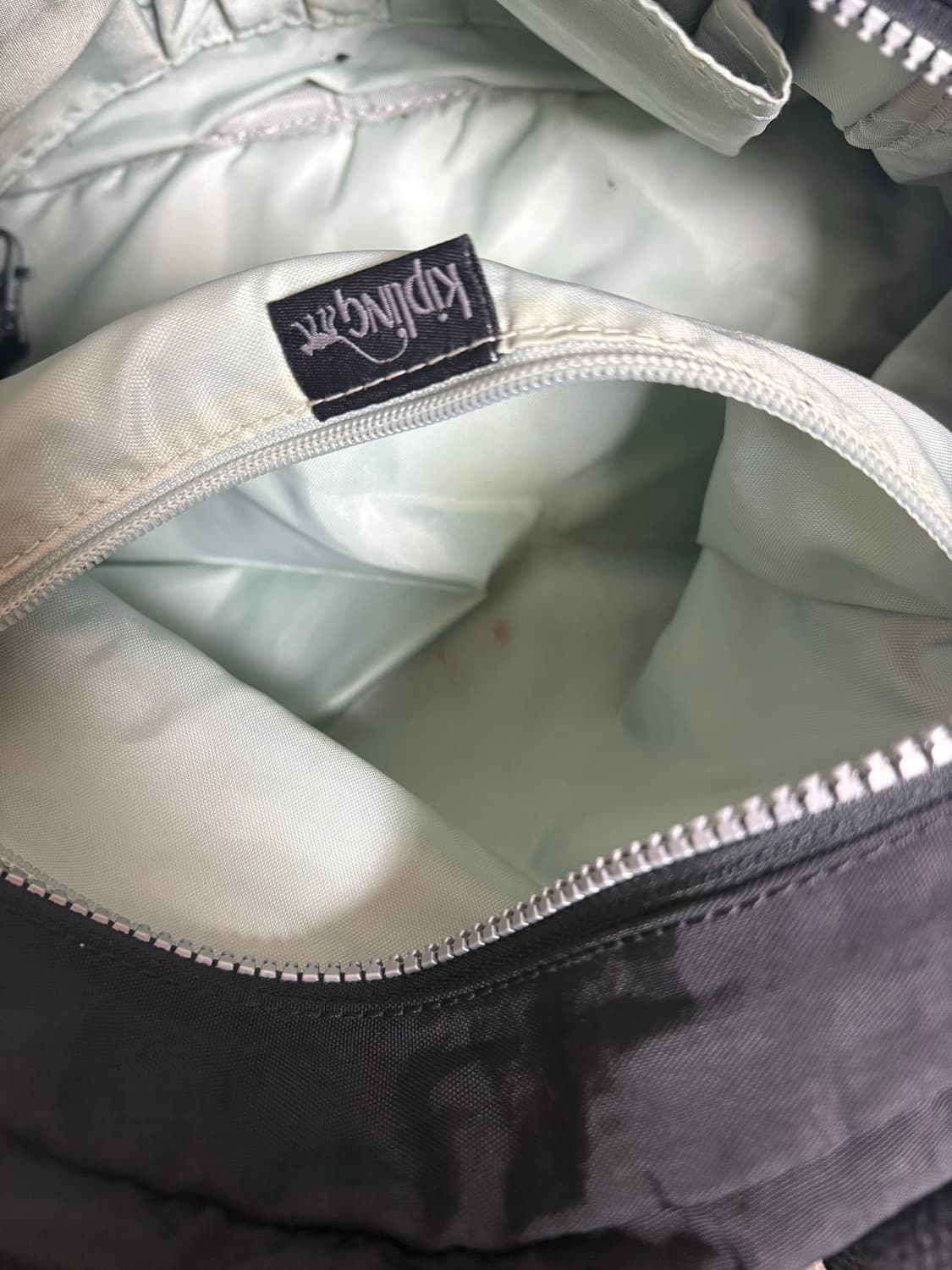 키플링 숄더백 블랙 상품이미지5