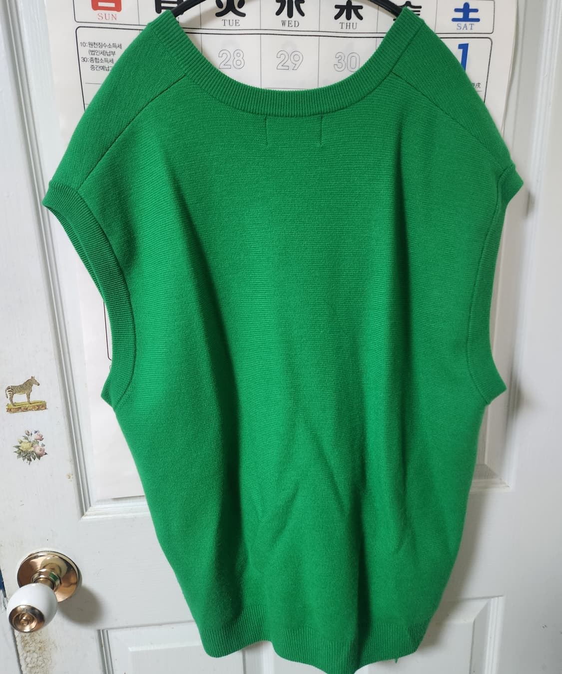 솔리드옴므 오버핏 울 브이넥 니트 베스트 그린 50사이즈 상품이미지2