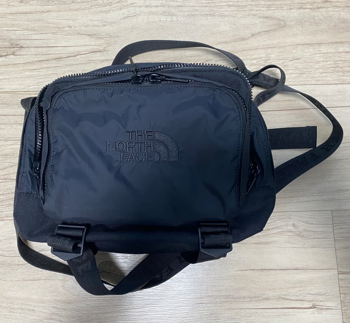 [os] 노스페이스 퍼플라벨 코듀라 나일론 크로스백 블랙 상품이미지2