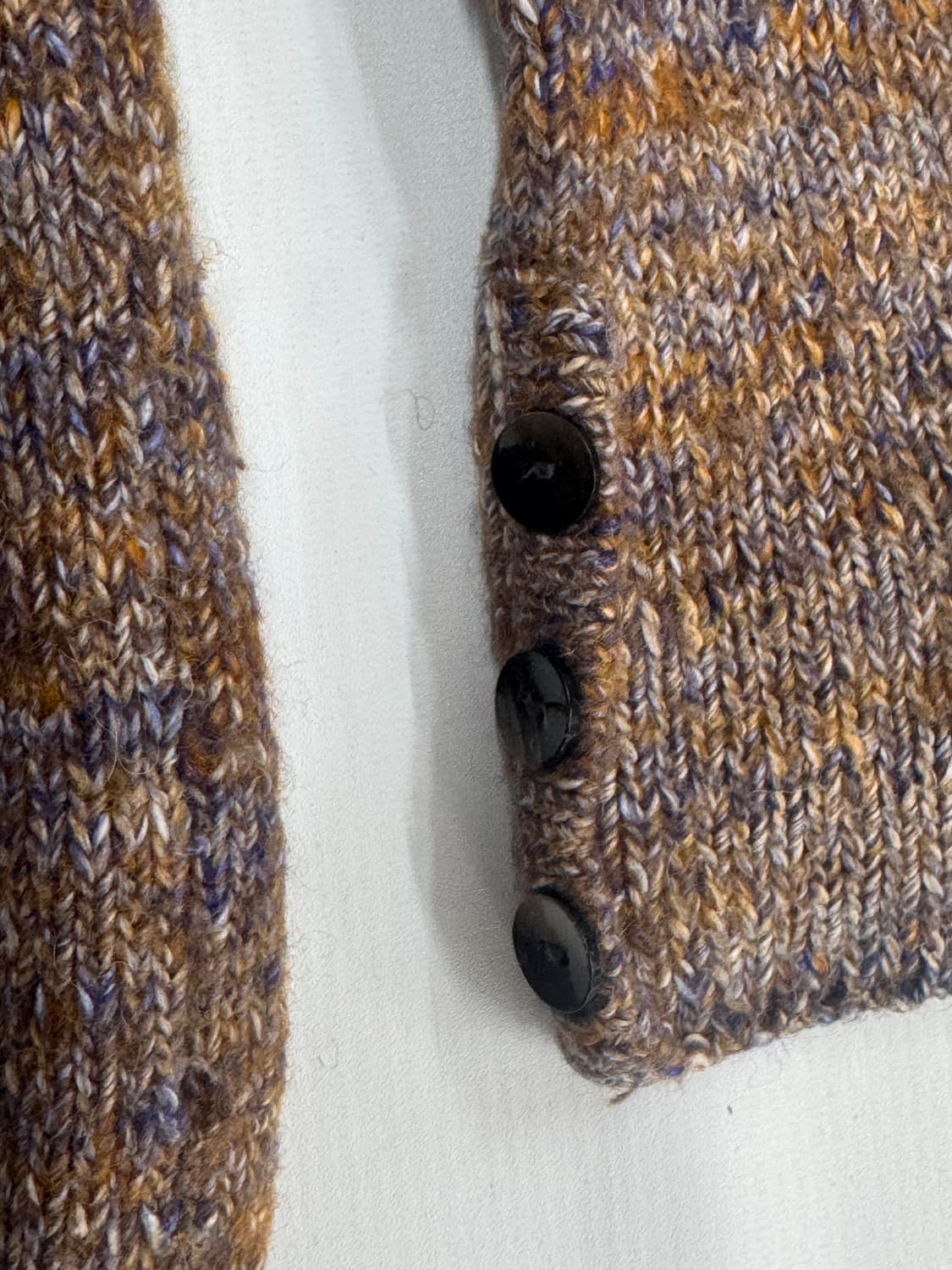 캐서린 햄넷 라떼 그런지 브이넥 니트 히피 에스닉 오리엔탈 상품이미지5