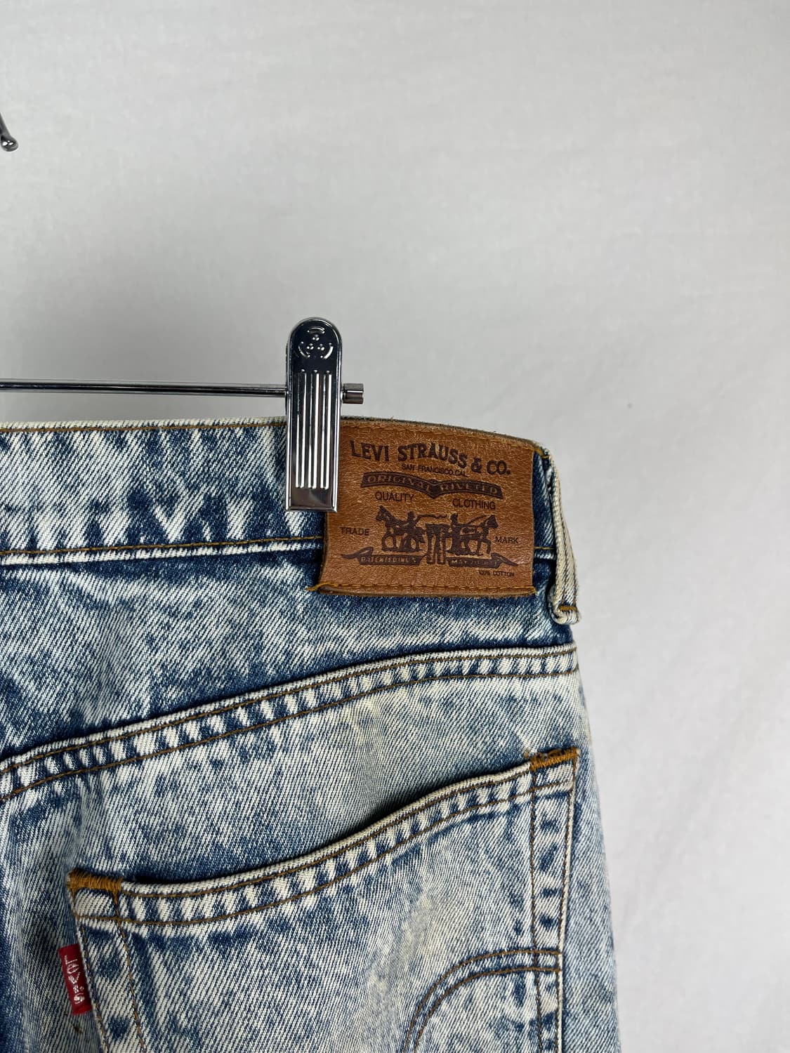 Levi's 가죽탭 연청 데님팬츠  상품이미지6