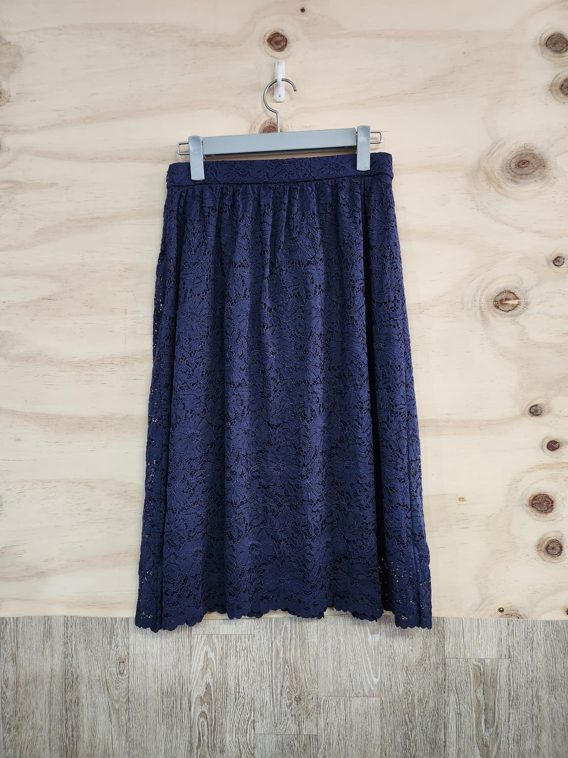 429) 유니클로 레이스 미디 스커트 상품이미지2