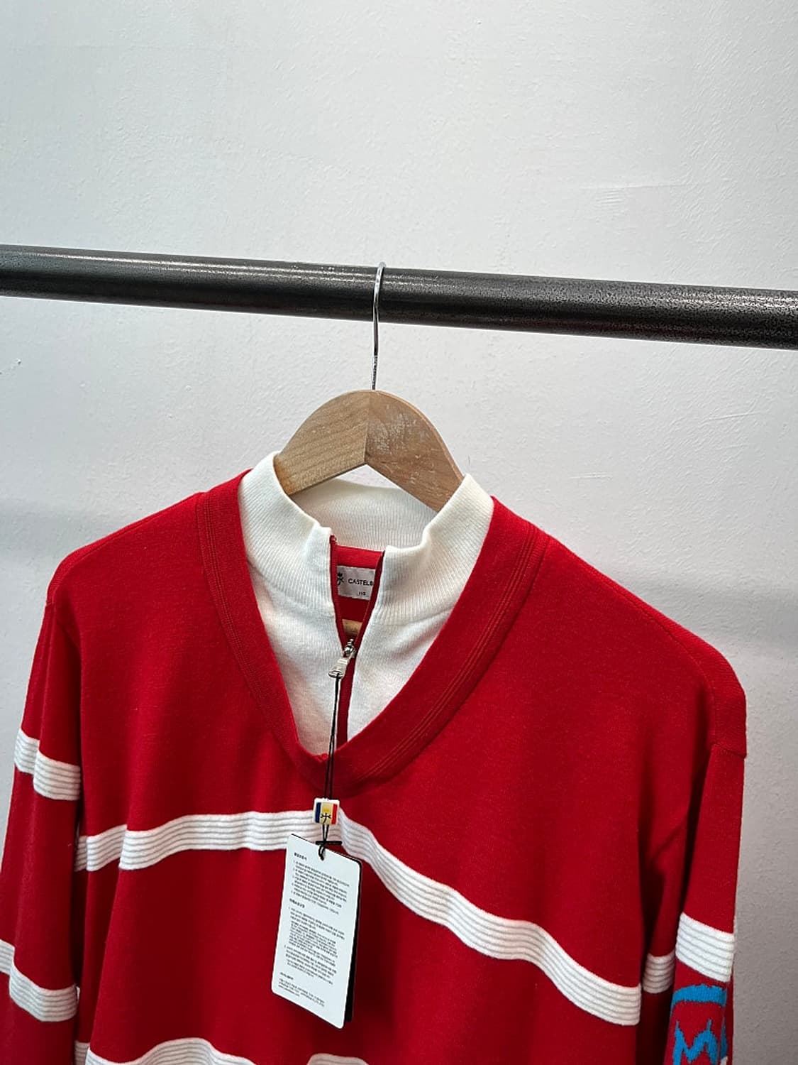 110) 까스텔바작 방풍니트  상품이미지3