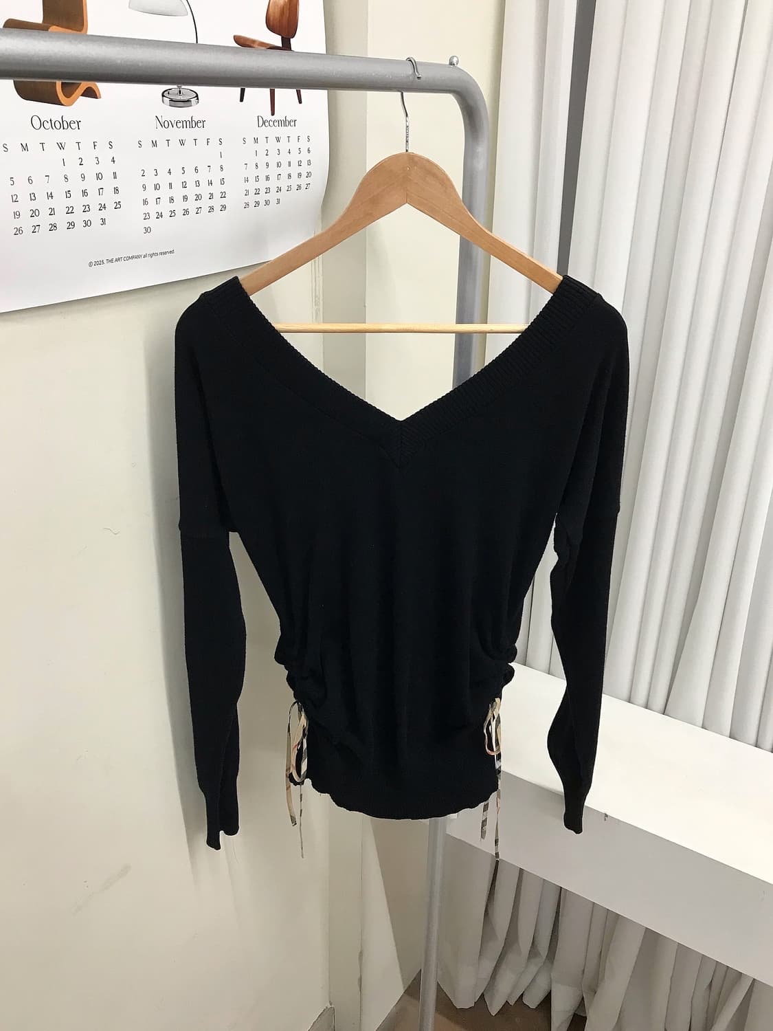 버버리 로고 딥브이넥 셔링 니트 상품이미지4